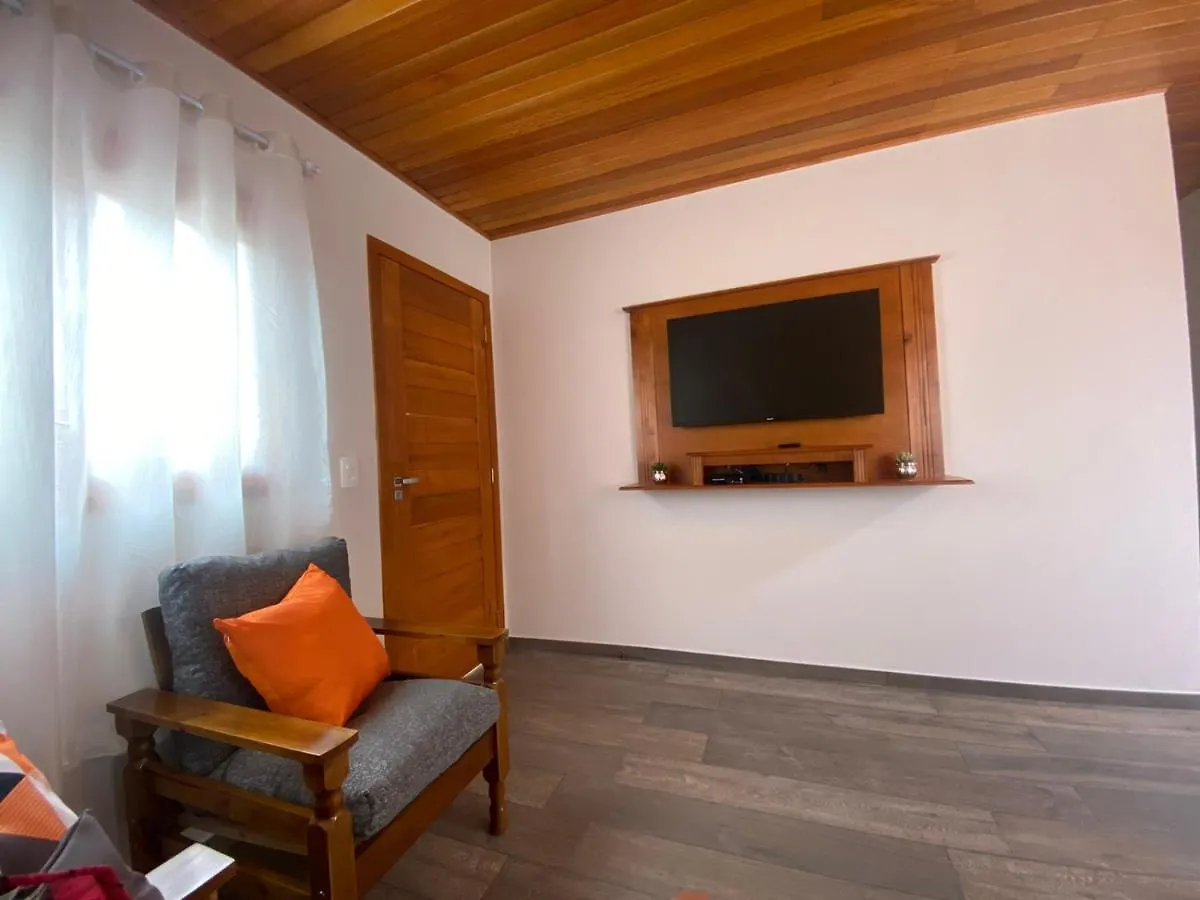 아파트 Hospedagem Casa Lorenzi 2 우루비시